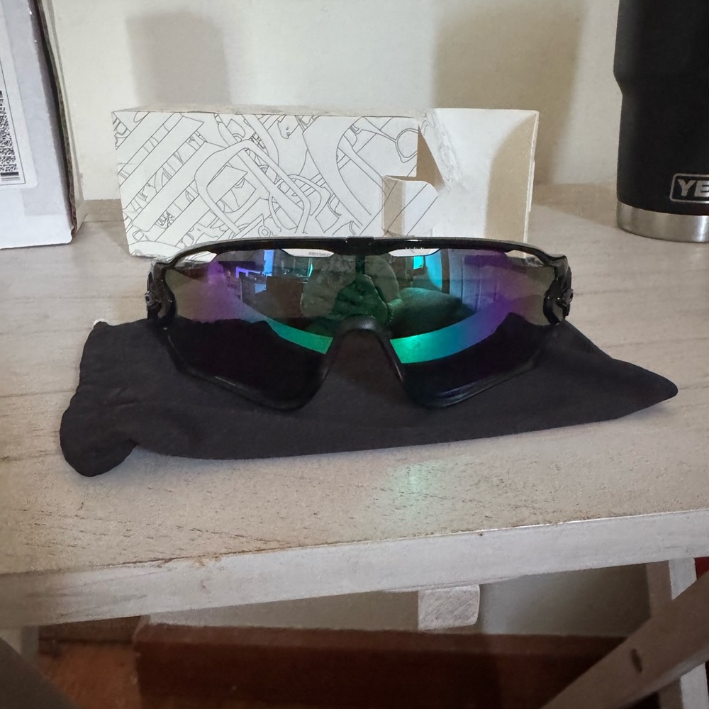 Custom black jawbreaker Oakley’s sunglasses